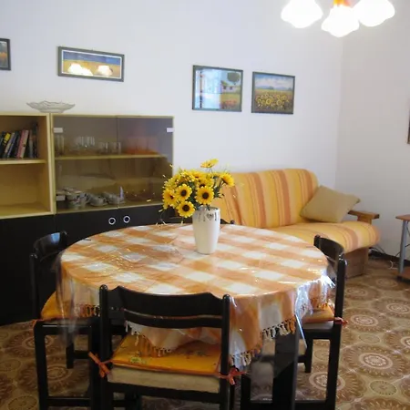 Апартаменты Claudia *