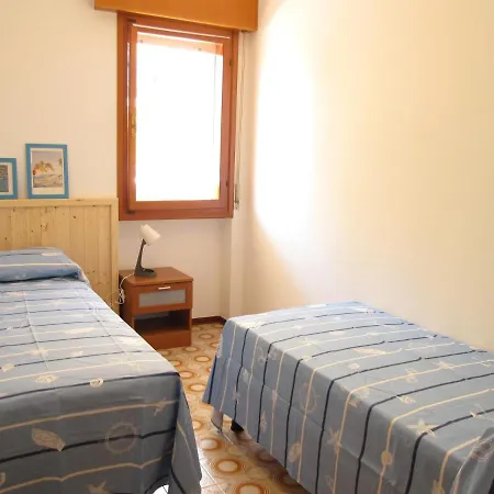 Apartment Claudia Grado