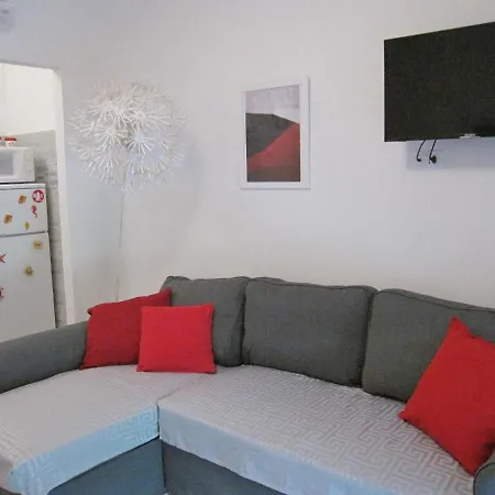 Claudia Apartment *