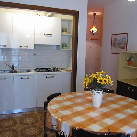 Apartment Claudia Grado