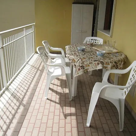Apartment Claudia *
